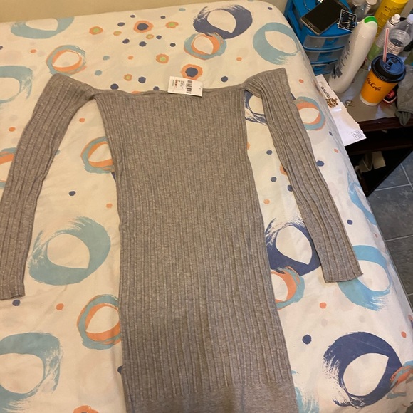 Dress - Picture 6 of 8